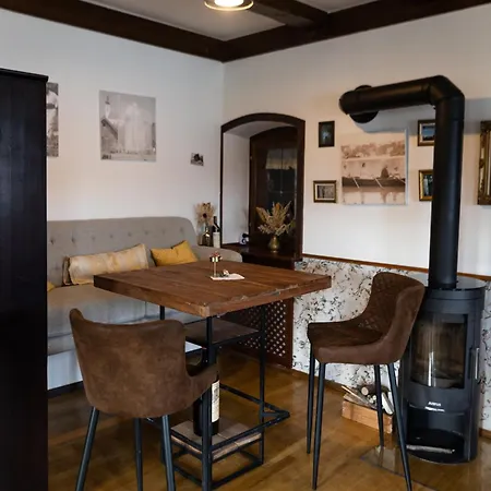 Litzlberger Keller Am Attersee Guest house